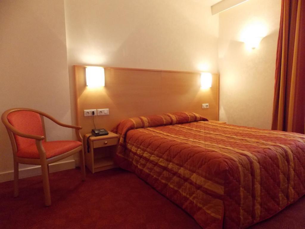 Hotel Chambord Vichy Zimmer foto